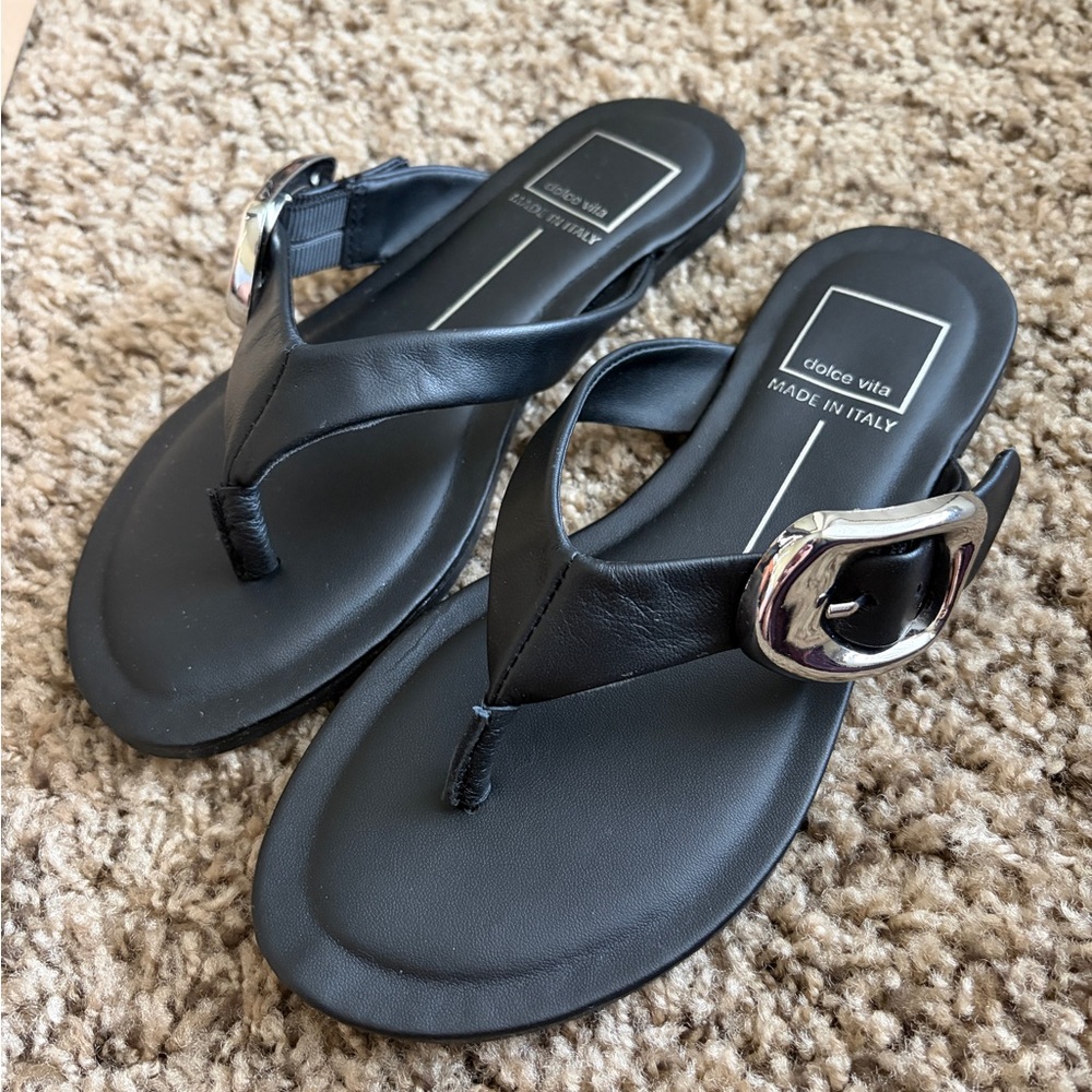 Dolce Vita Black Leather Buckle Thong Sandals with Silver Accent